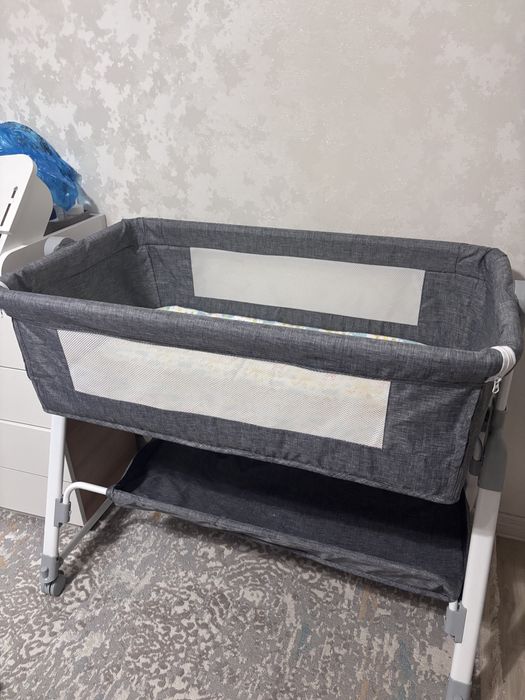 Продам манеж кровать новый