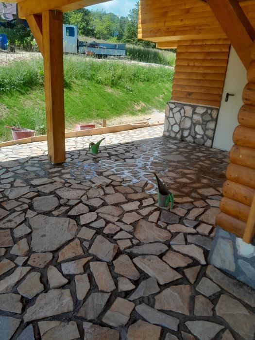 Vând și montez piatra naturala