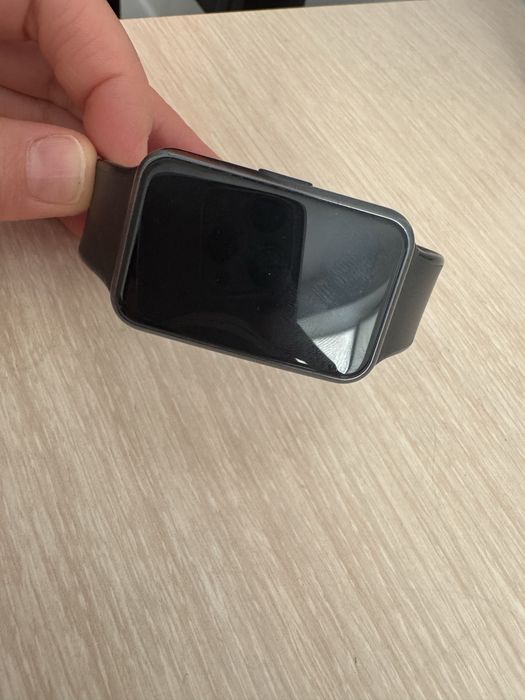 Смарт часы Huawei модель