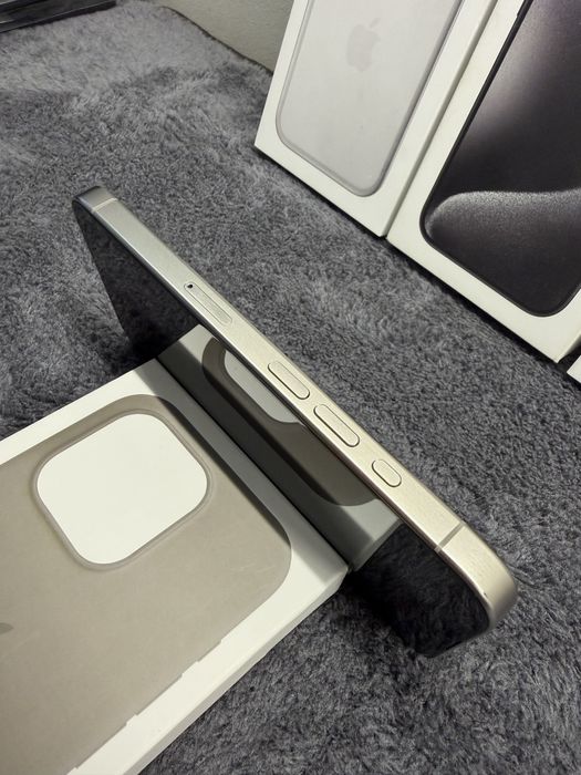 Iphone 15 Pro- отлично състояние