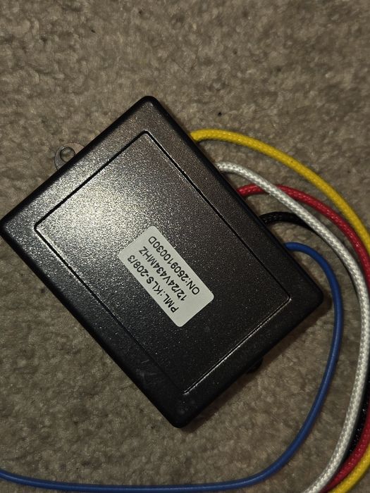 Telecomanda troliu 12v-24v universala