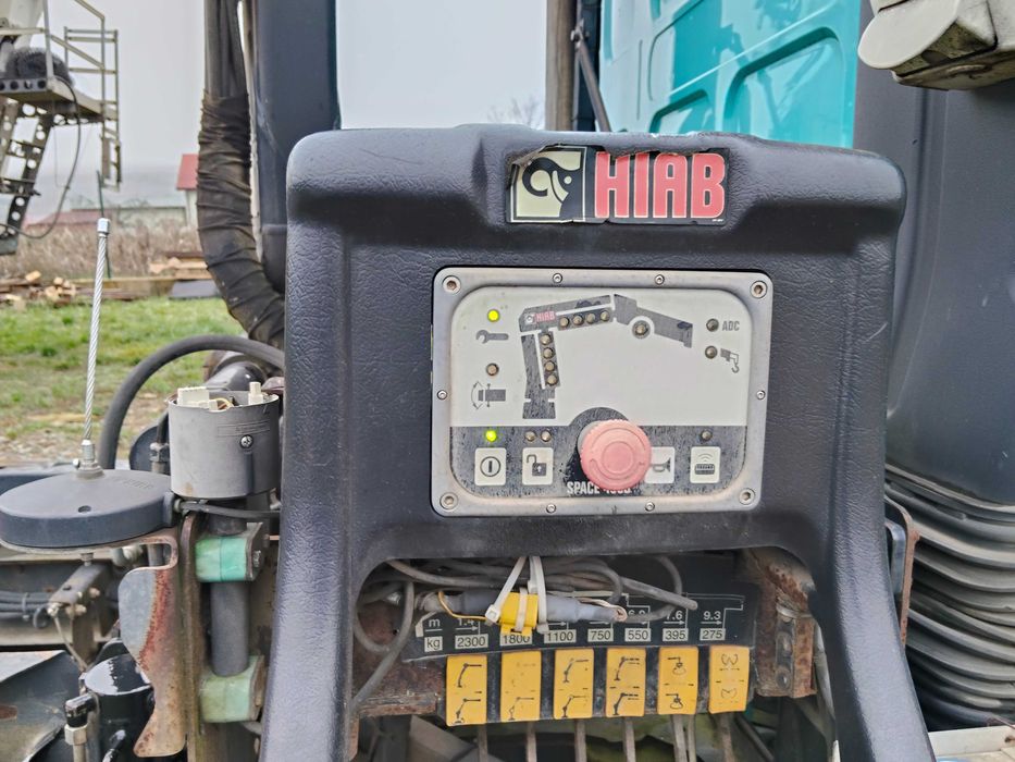 De vânzare DAF LF 45 cu macara