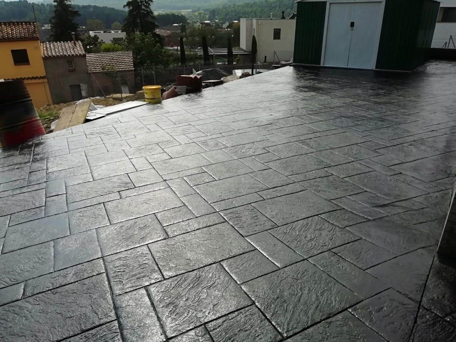 Beton amprentat, beton elicopterizat, beton amprentat în vertical