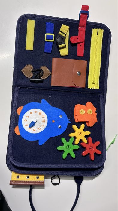 Продам развивающие игрушки