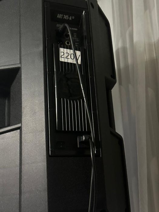 Продаю колонки  745