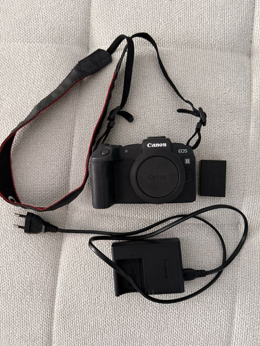 Canon RP Mirrorless