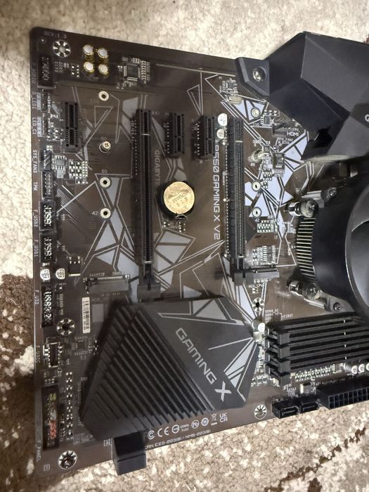 Kit placa baza B550 Gaming + Ryzen 7 5700g