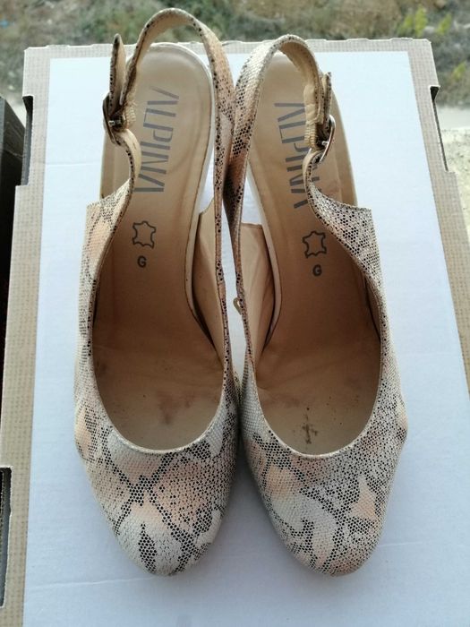 Кожени дамски обувки ALPINA на висок ток