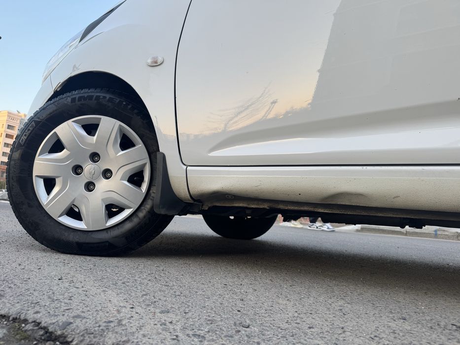 Spark 1,25 Evro motor, probeg 120.600. Yili 2015, Mexanika.