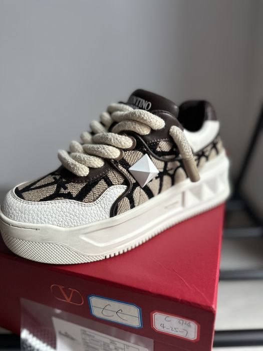 Valentino garavani обувки