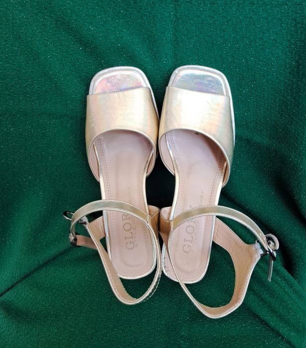 Женская    обувь