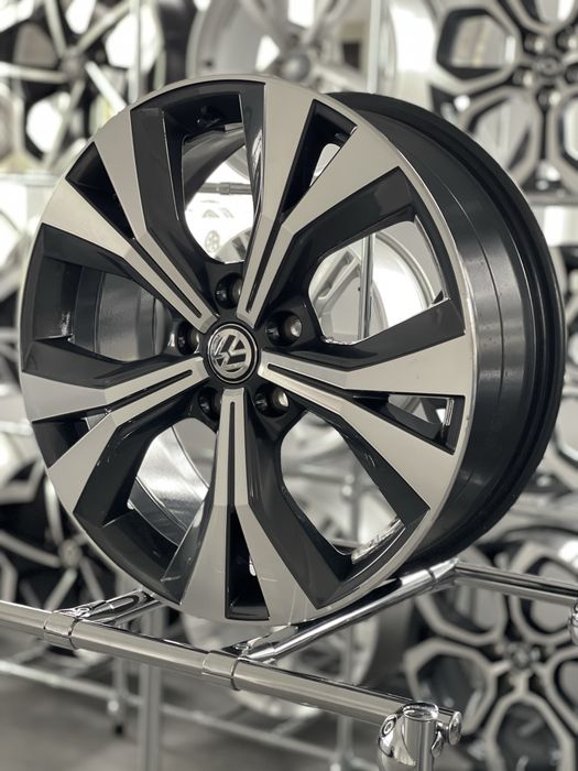 Jante R18 VW Tiguan T Roc Golf 8 7 6 5 Jetta Touran originale 5X112