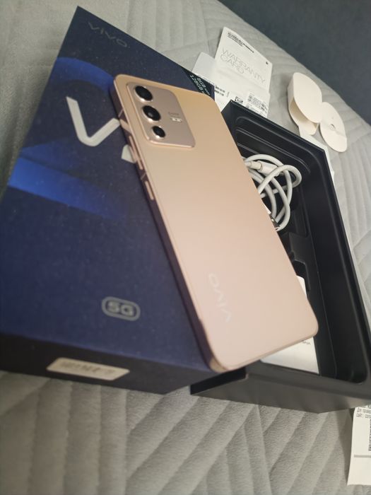 Виво В 23  8+8_128 5G