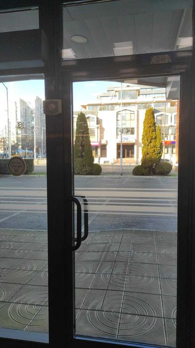 Ремонт на входни врати от майстор