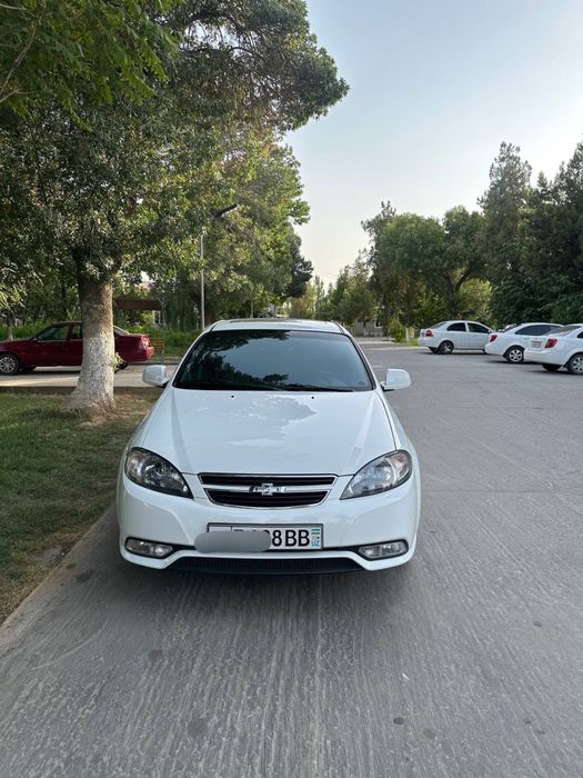 Jentra oq avtomat sotiladi lyuk kelishamiz