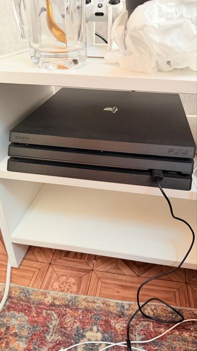 Продам пс 4про sony plastation 4pro