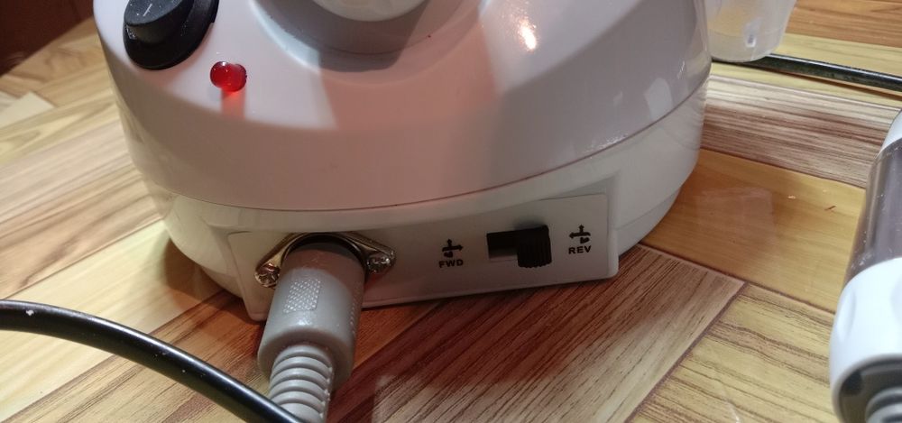 Машинка для маникюра