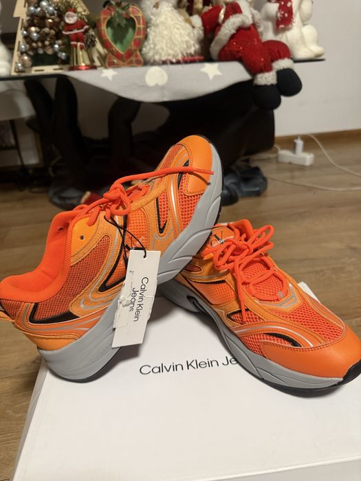 Vand adidasi Calvin Klein si Tommy , noi in cutie, originali