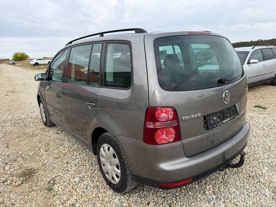 VOLKSWAGEN Touran 2008 — imagine 3