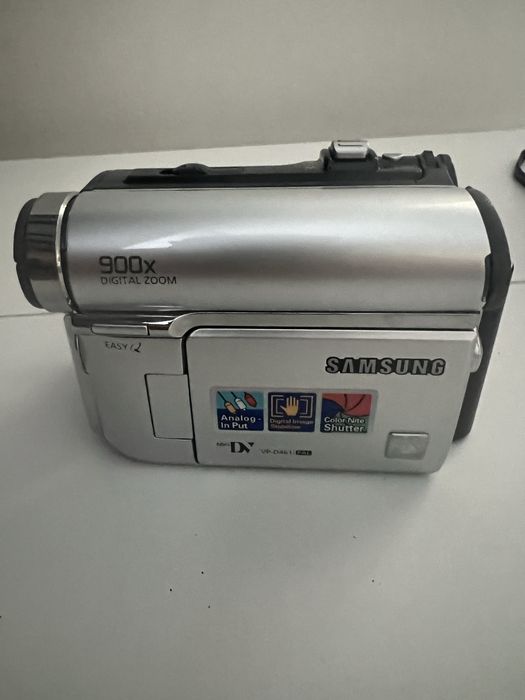 Продам видеокамеру