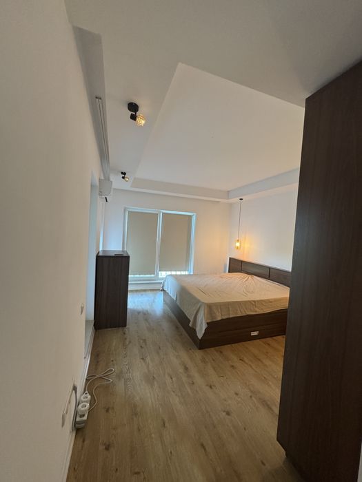 Vila 4 camere pe Lac Cosmopolis