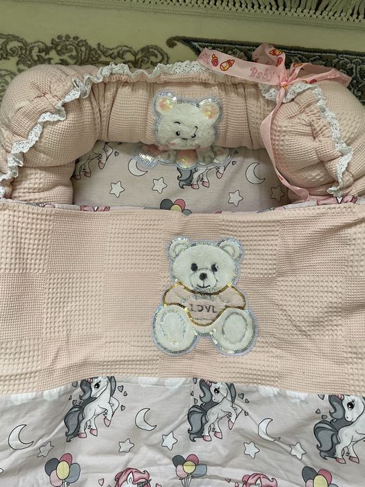 Gnezdo chaqaloqlar uchun yengi