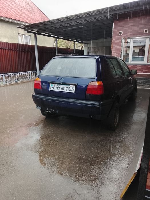 Автомашина Гольф