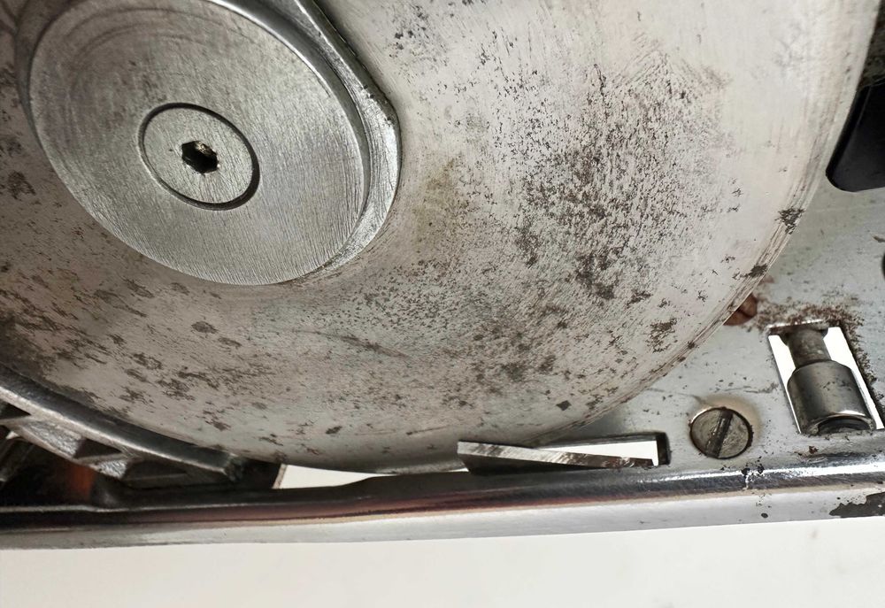 Mafell TS 400 - Професионална машина за рязане на мокет / винил