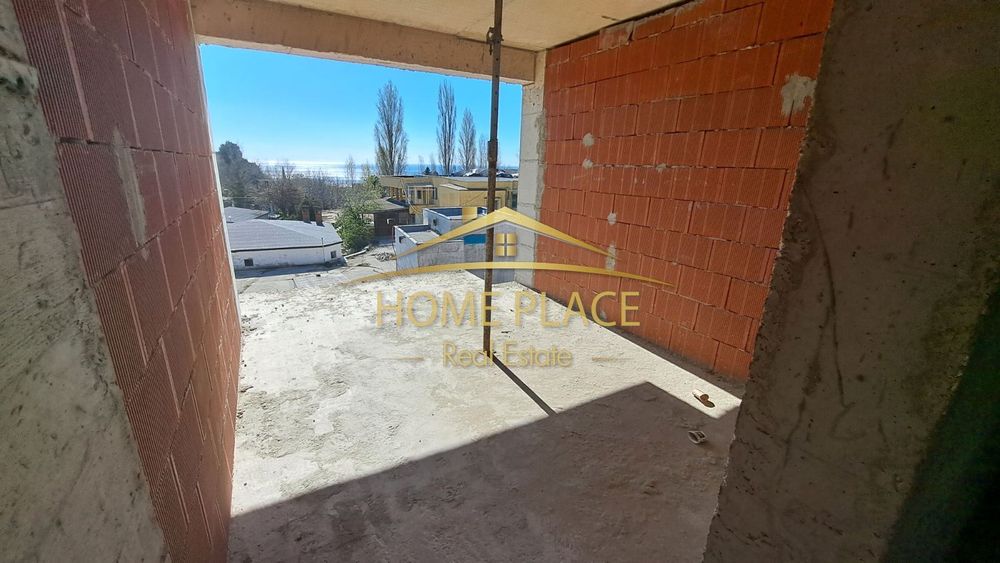 Продава се Двустаен апартамент в к.к. Златни пясъци - 54 кв.м за 1442 €/кв.м - Снимка #2