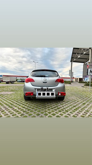 OPEL Astra 2011 — imagine 4