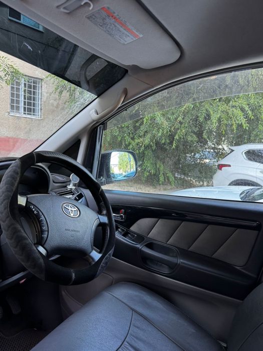 Продается Toyota Alphard