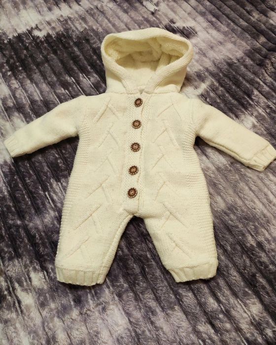 Детские вещи на продаются