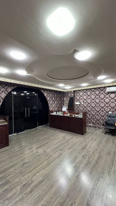 Продаётся коммерческое помещение Алайский центр города