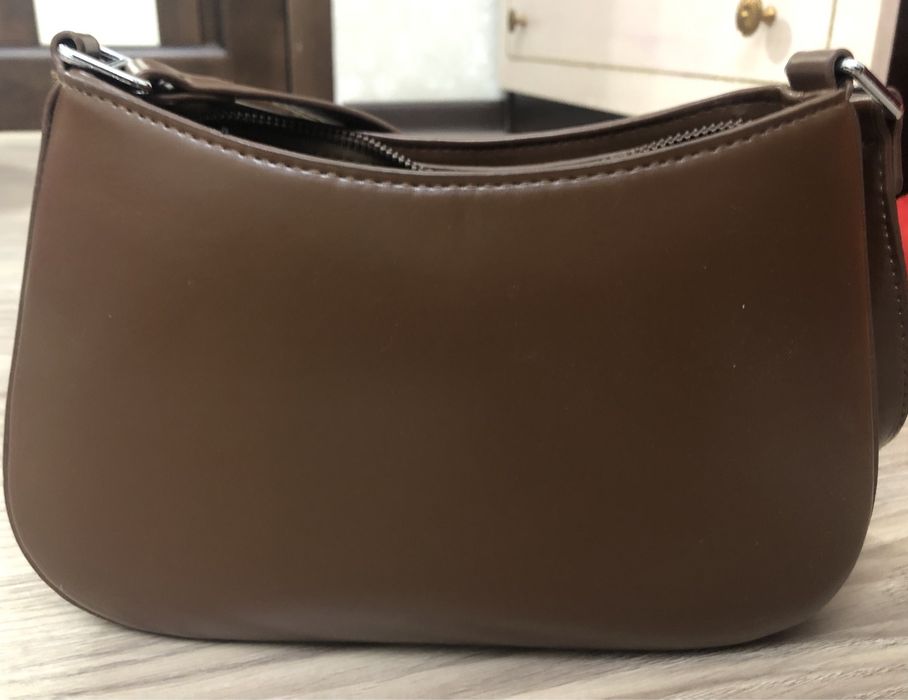 коричневая стильная сумочка