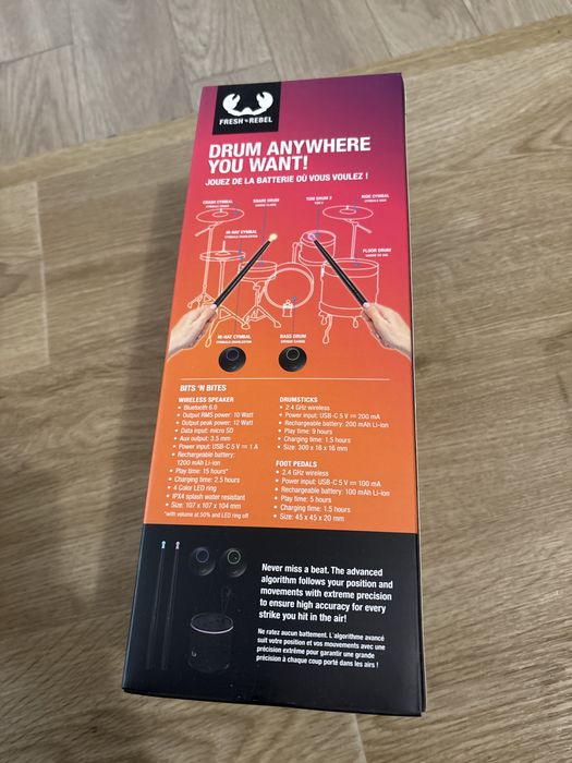 Set Tobe Virtuale Fresh 'n Rebel Air Drums cu Boxă Bluetooth, 2 Bățuri și 2 Pedale - Negru