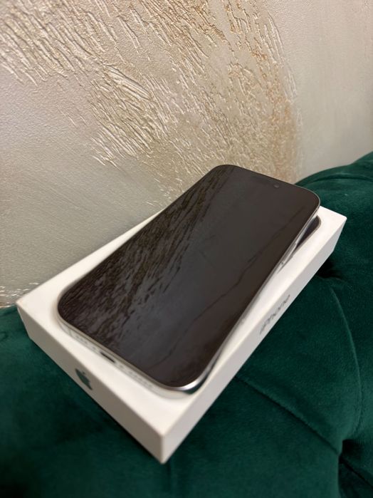 iPhone 16pro 93%baterie