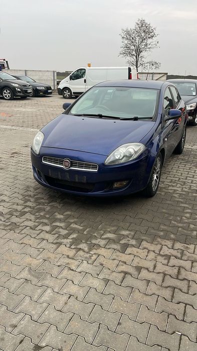 Dezmembram Fiat Bravo 1.6 diesel din 2011
