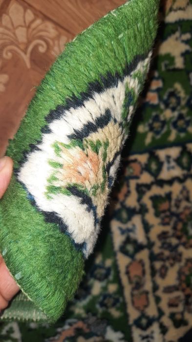 Ковры  шерстяные,плотный,1.5на2.3