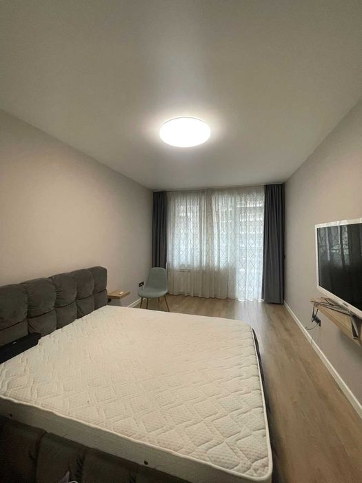 Дава се под наем Тристаен апартамент в София, Кръстова вада - 92 кв.м за 599 € - Снимка #4