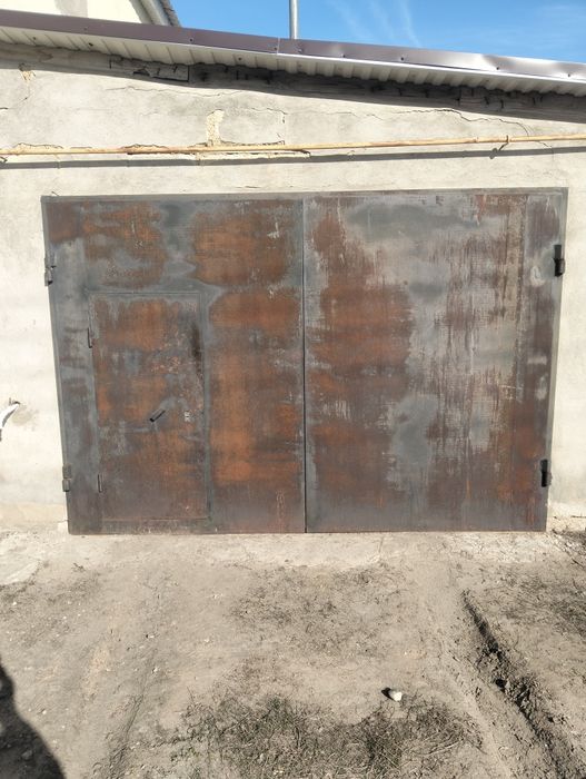 Гаражные ворота продам