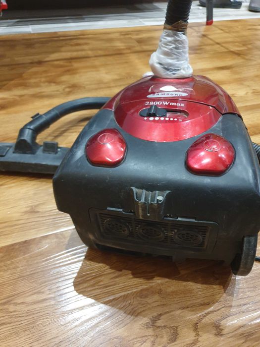 Продается пылесос Samsung
