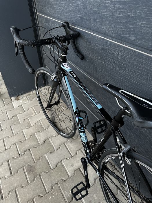 Шосеен велосипед Giant Liv 47см 28” 2х9