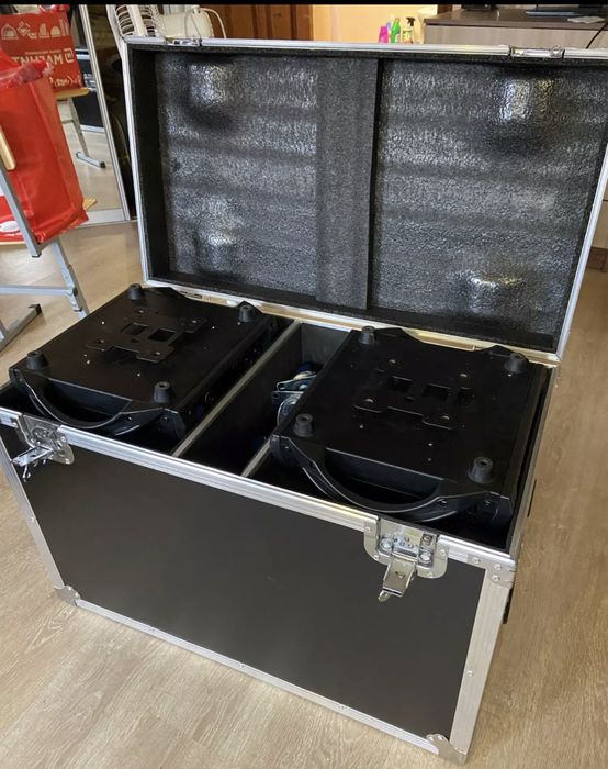 Case-uri Beam 7R 230 dublu cu roti Beam 10R