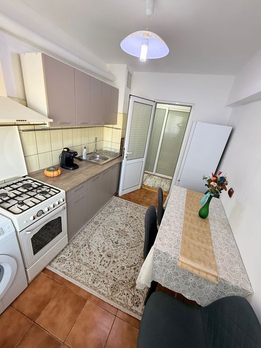 Închiriez apartament lângă Facultatea de Medicina