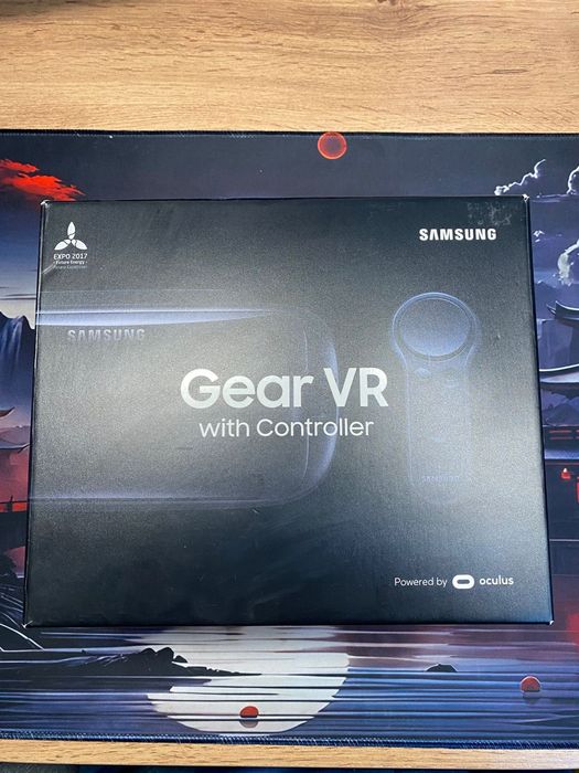 Samsung GearVR с контроллером