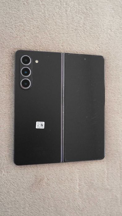 Samsung Galaxy Z Fold 5, 512 GB – отлично състояние