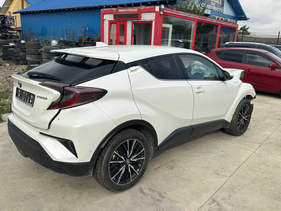 Dezmembrez Toyota CHR 1,8 hybrid 2019 cod motor 2ZR-FXE