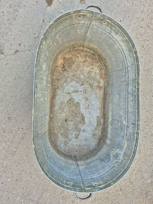 Продам оцинкованный таз