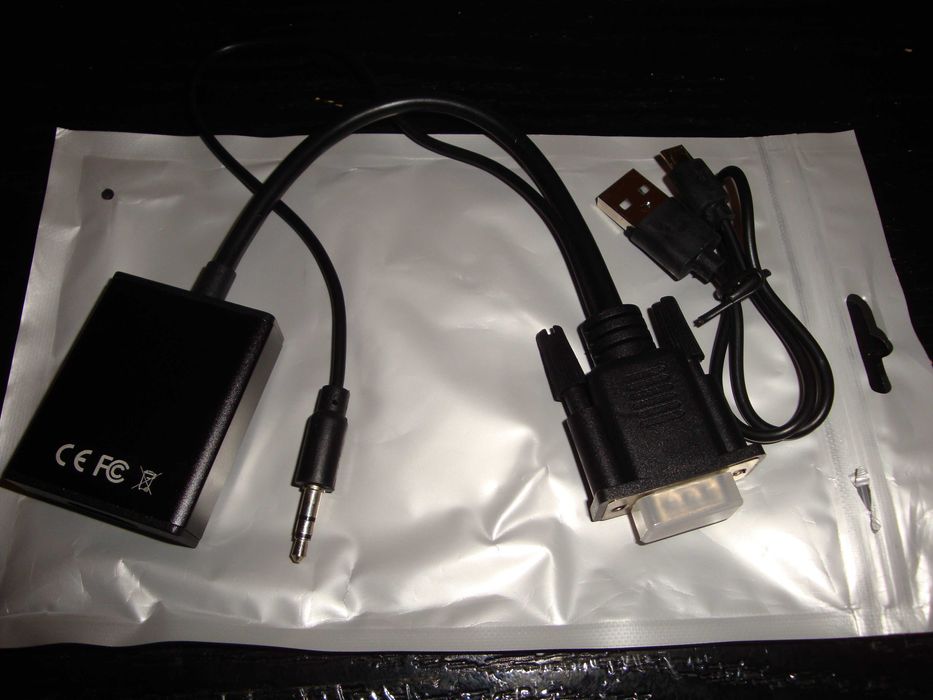 adaptor video convertor VGA + audio jack - HDMi out