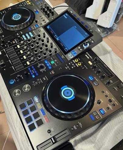 Продается Pioneer XDJ AZ